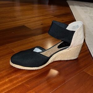 RALPH BY RALPH LAUREN BLACK WEDGE SANDALS SIZE 8.5